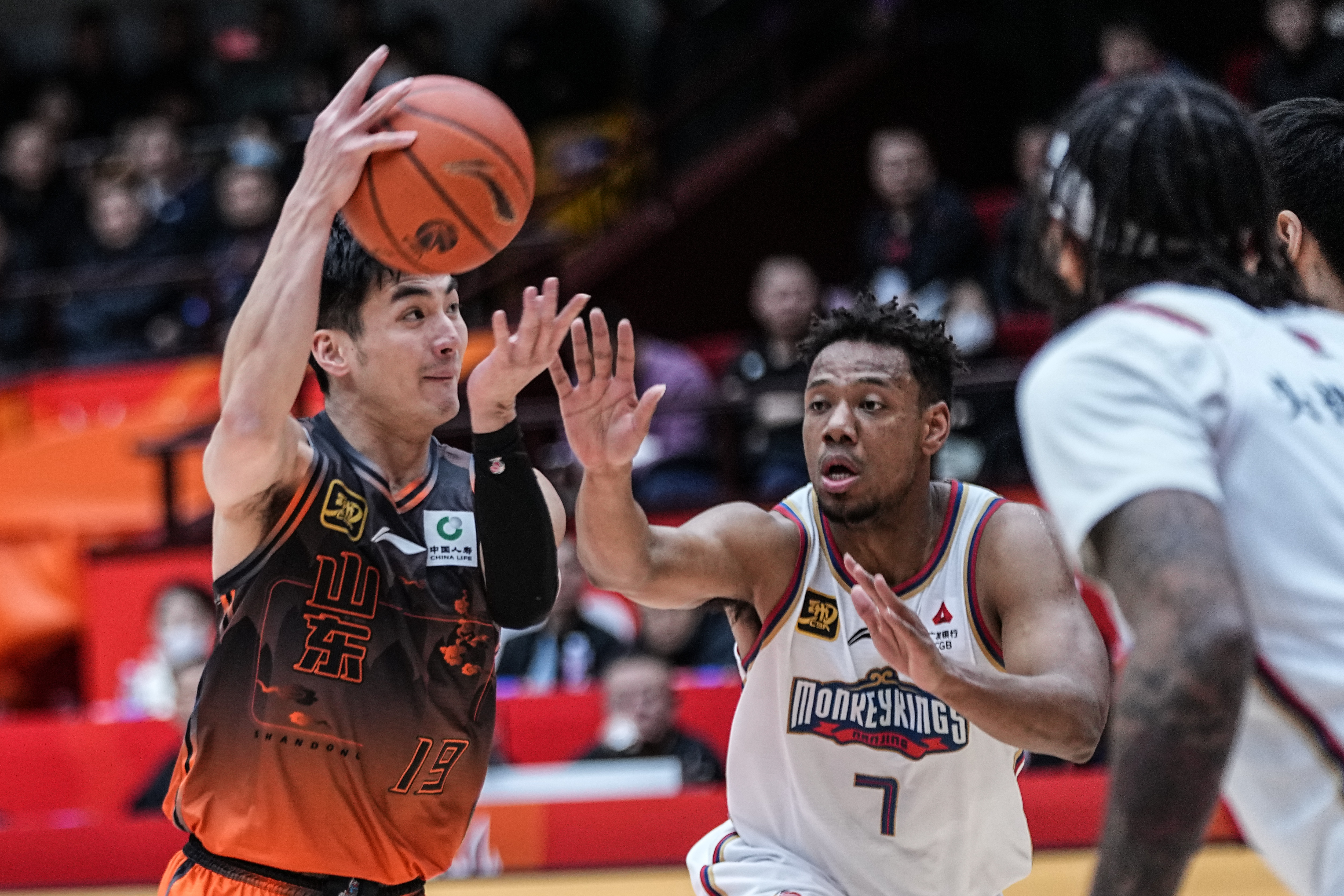 爱游戏线上-包含今晨费城76人备战欧篮联，主帅复盘细节曝光，赛场秩序良好，资深球员宣示担当的词条