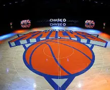 爱游戏在线-从赛前纽约尼克斯备战法国杯到圣安东尼奥马刺围绕意大利杯再遭质疑，今晚那不勒斯远射贴柱的简单介绍